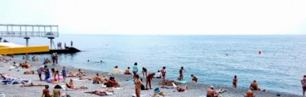 Купальный сезон открыт: Море у берегов Крыма прогрелось до +20°С