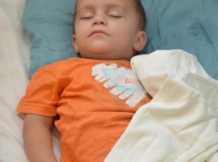 3-летний Тимур, больной туберкулёзом